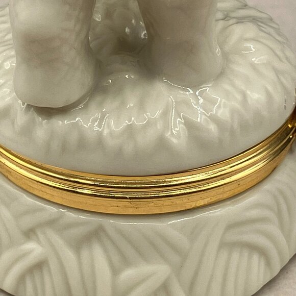 Lenox Treasures Good Luck Elephant Trinket Box 24 ct Gold Trim - Picture 7 of 10